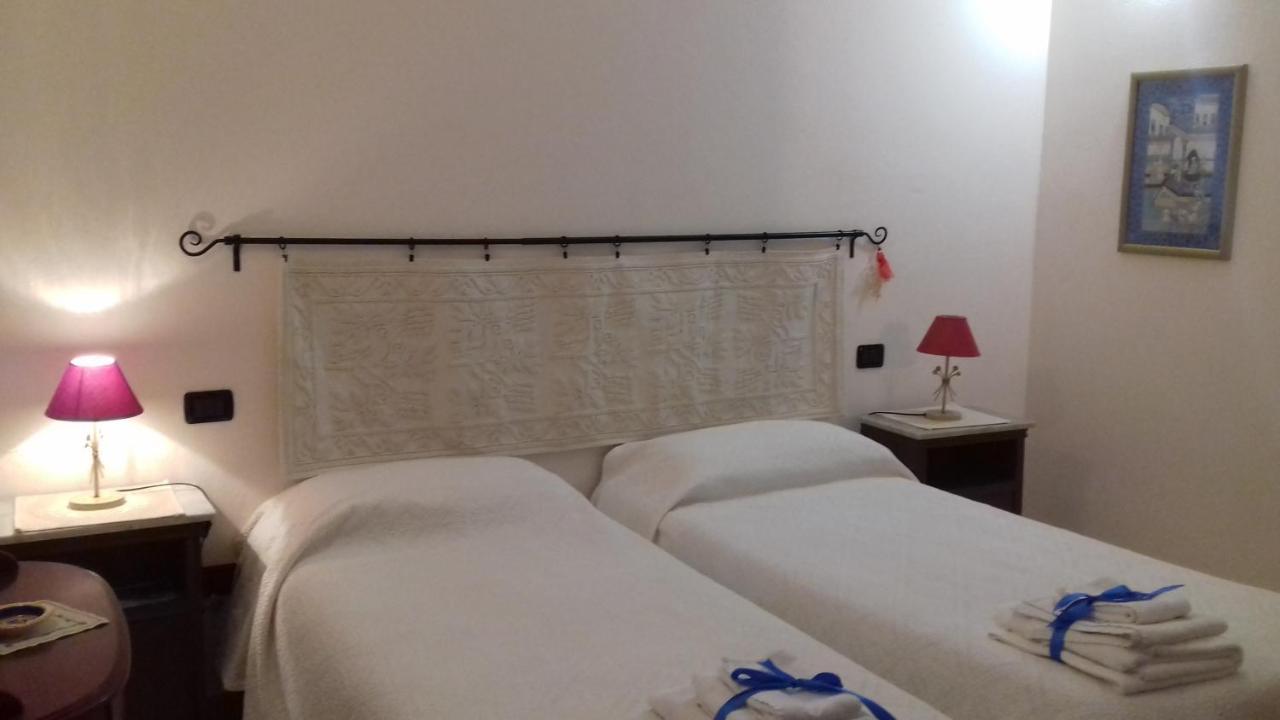 S'Attobiu Guest Rooms Teulada Bagian luar foto